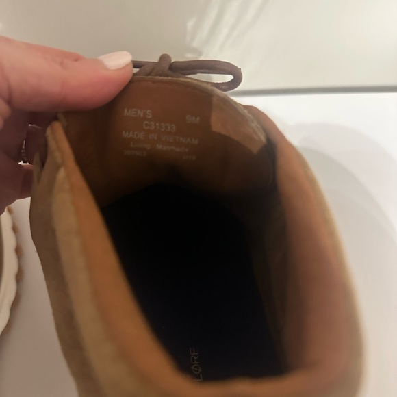 Cole Haan Men’s Light Brown Suede Chukka Boots with White Sole, Size 9M NWT main image 4